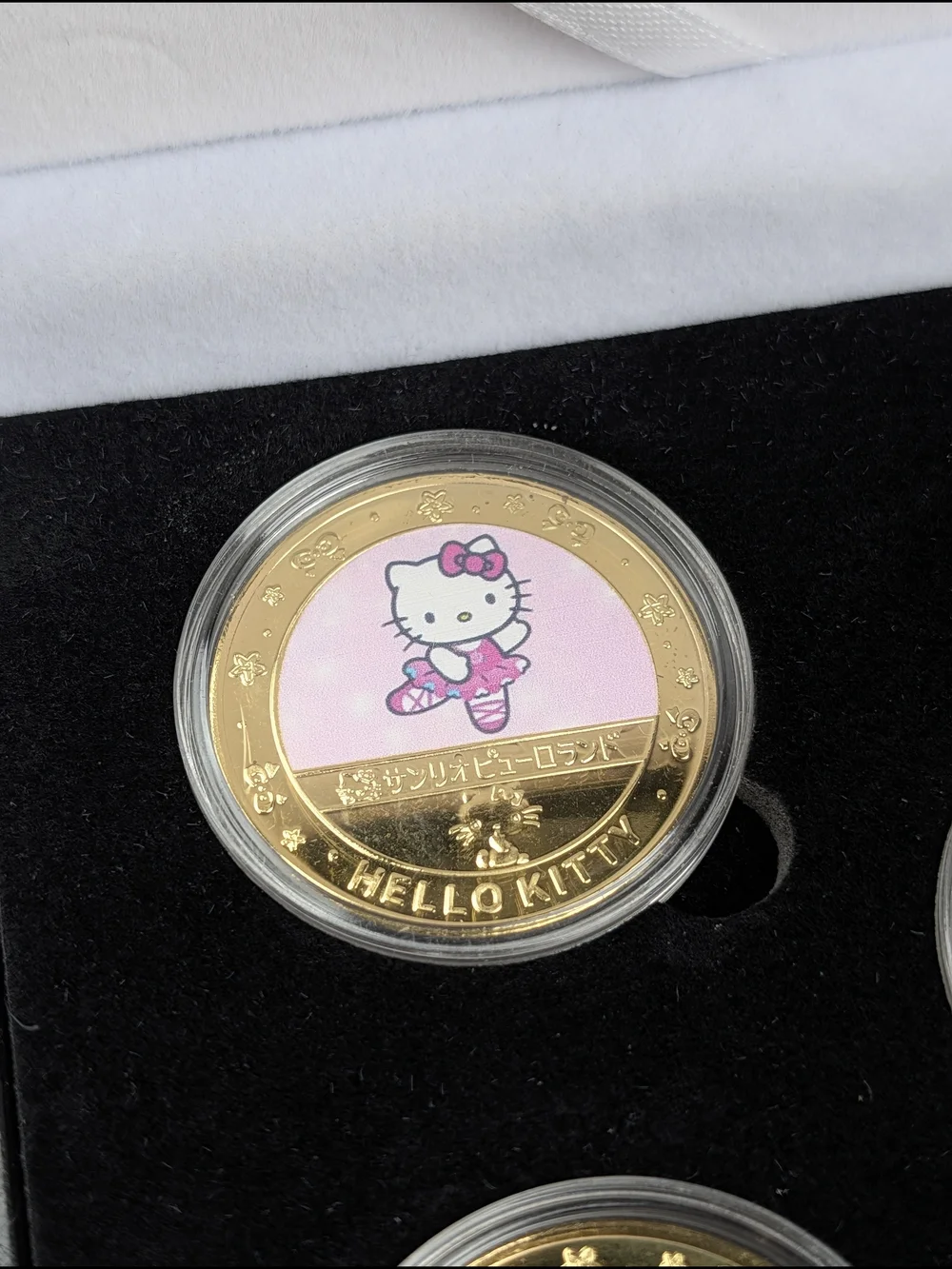 5pc HELLO KITTY 3D Coin Collection SET in Black Coin Collection Gift Box, SANRIO